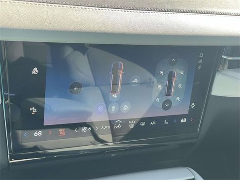 New 2025 Lincoln Navigator Reserve image 21