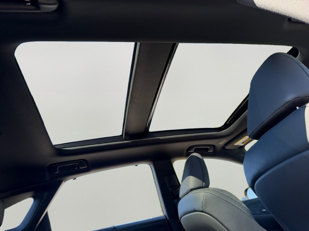 New 2026 Lexus RX 350h AWD/4WD image 4