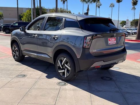 New 2026 Nissan Kicks SV w/ SV Premium Package image 5