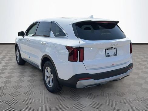 New 2026 Kia Sorento LX FWD image 5