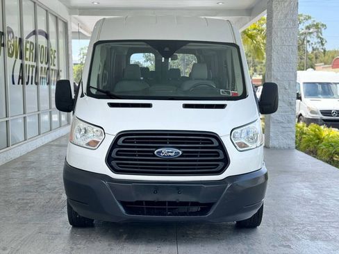 Used 2019 Ford Transit 350 XLT RWD image 2