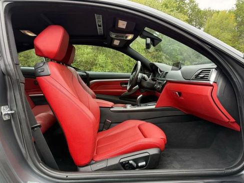 Used 2018 BMW 440i xDrive Coupe w/ M Sport Package image 24