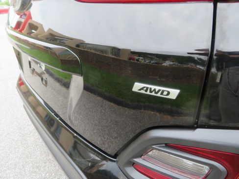 Used 2019 Hyundai Kona SEL image 4