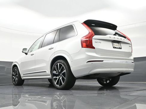 Used 2025 Volvo XC90 B5 Plus w/ Protection Package Premier AWD/4WD image 26