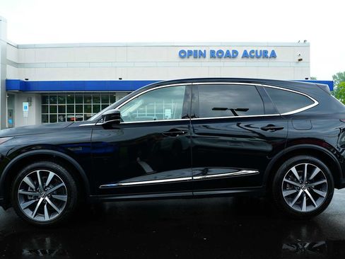 Used 2026 Acura MDX w/ Technology Package AWD/4WD image 4