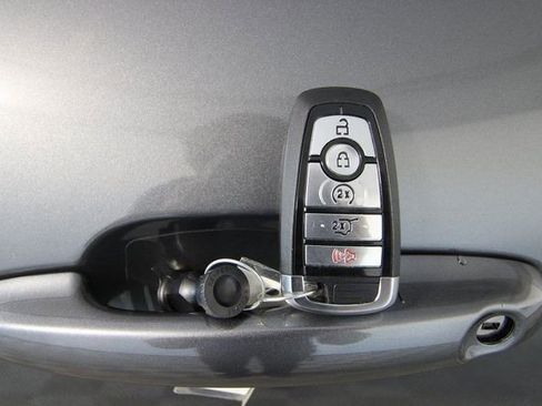 Used 2024 Ford Escape SE FWD image 36