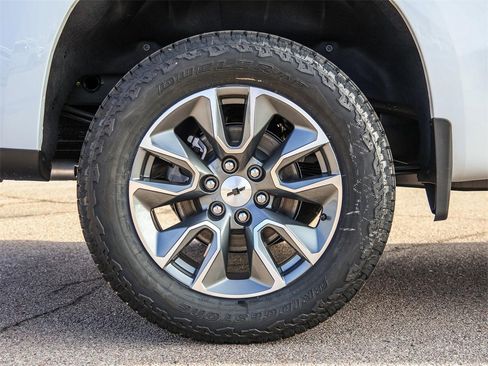 New 2026 Chevrolet Silverado 1500 RST w/ RST All Star Premium Package image 9