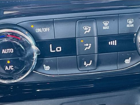 Used 2025 Chevrolet Trax ACTIV w/ Driver Confidence Package FWD image 15