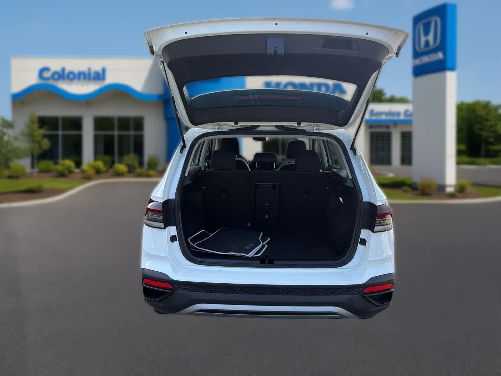 Used 2025 Volkswagen Taos S AWD/4WD image 34