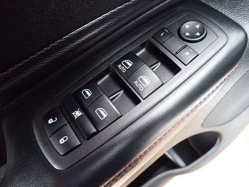 Used 2023 Dodge Durango GT AWD/4WD image 13