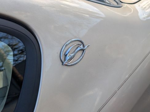 Used 2004 Chevrolet Impala w/ Preferred Equipment Group image 10