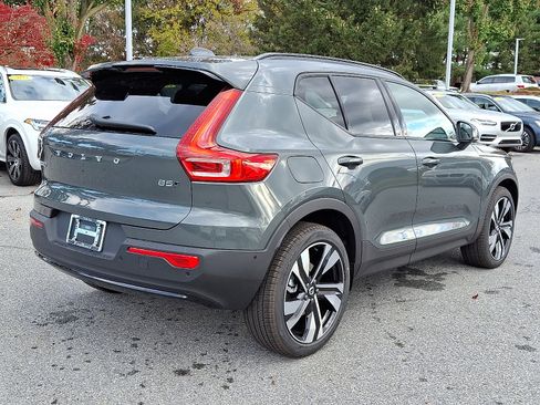 New 2026 Volvo XC40 B5 Ultra w/ Climate Package image 4
