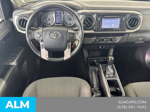 Used 2019 Toyota Tacoma SR5 RWD image 25