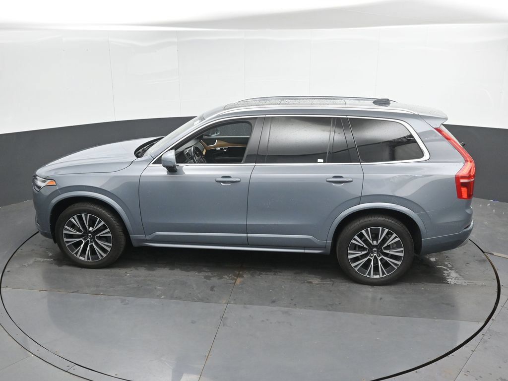 Used 2022 Volvo XC90 T6 Momentum w/ Climate Package AWD/4WD image 37