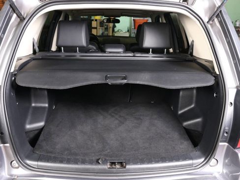 Used 2013 Land Rover LR2 HSE image 19