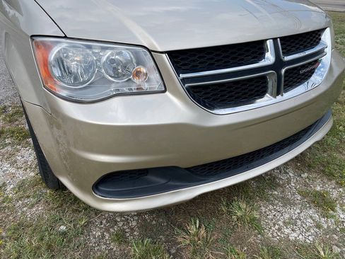 Used 2014 Dodge Grand Caravan American Value Package FWD image 20