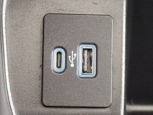 Used 2022 Ford F150 XLT w/ Equipment Group 302A High AWD/4WD image 25