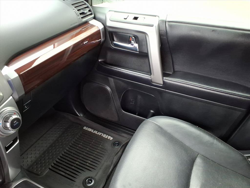 Used 2019 Toyota 4Runner Limited AWD/4WD image 37