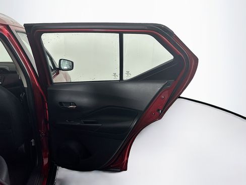 Used 2024 Nissan Kicks SV w/ Exterior Package image 28