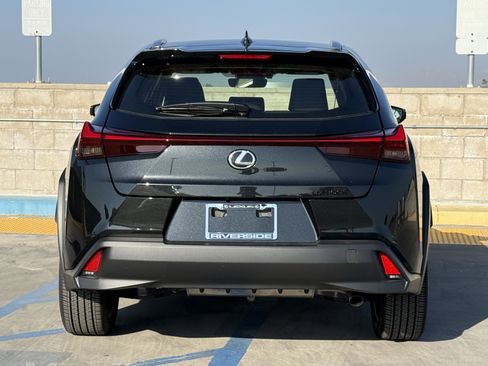 New 2026 Lexus UX 300h FWD image 10
