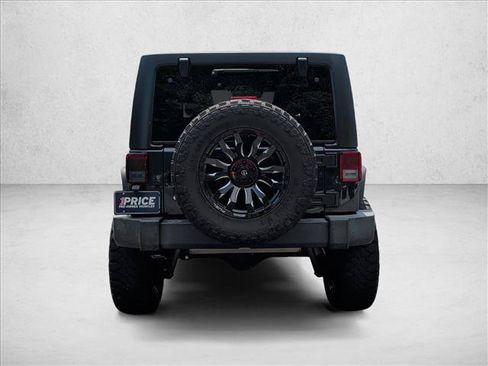 Used 2018 Jeep Wrangler Unlimited Sport S AWD/4WD image 7