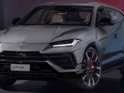 Used 2023 Lamborghini Urus Performante AWD/4WD image 1