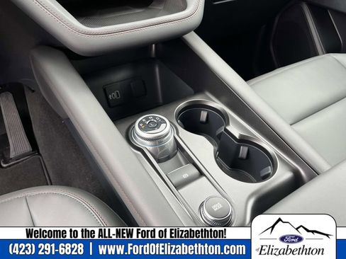 New 2026 Ford Explorer Active w/ Active Comfort Package image 29