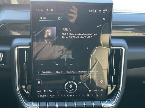 New 2026 GMC Yukon Elevation AWD/4WD image 48