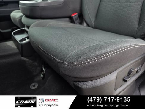 Used 2025 RAM 2500 Big Horn AWD/4WD image 23