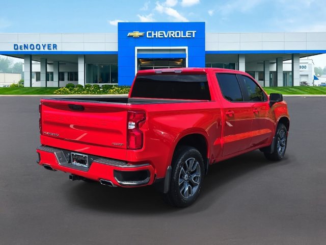 Used 2023 Chevrolet Silverado 1500 RST AWD/4WD image 9