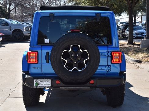 Used 2023 Jeep Wrangler Unlimited Rubicon 4xe w/ Safety Group image 9