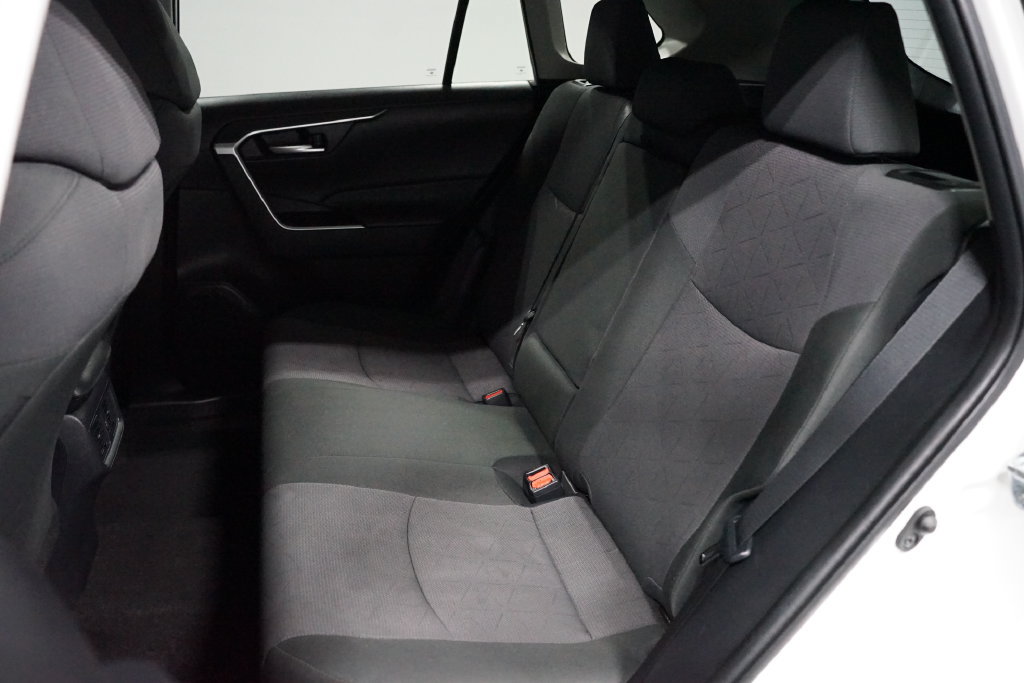 Certified 2025 Toyota RAV4 XLE FWD image 29