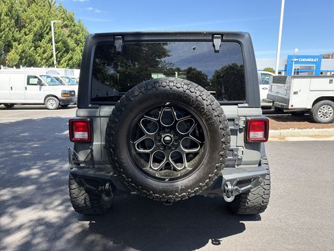 Used 2021 Jeep Wrangler Unlimited Sport AWD/4WD image 9