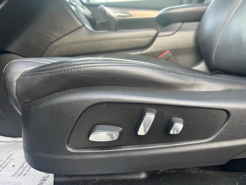 Used 2019 Cadillac XT5 Luxury AWD/4WD image 35