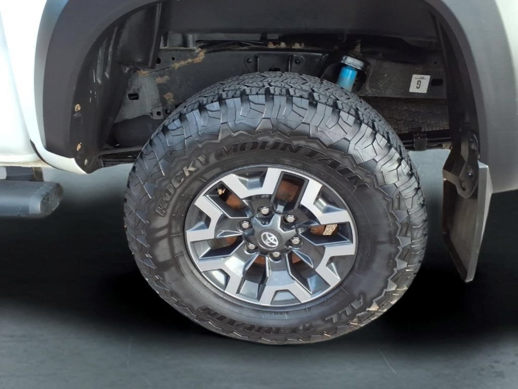 Used 2023 Toyota Tacoma TRD Off-Road AWD/4WD image 14