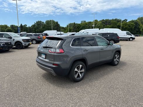 Used 2020 Jeep Cherokee Limited AWD/4WD image 7