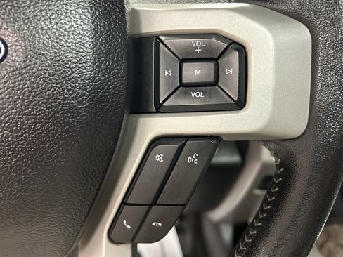 Used 2017 Ford F250 Lariat w/ Lariat Ultimate Package image 11