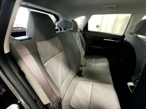 Used 2024 Kia Seltos LX AWD/4WD image 16