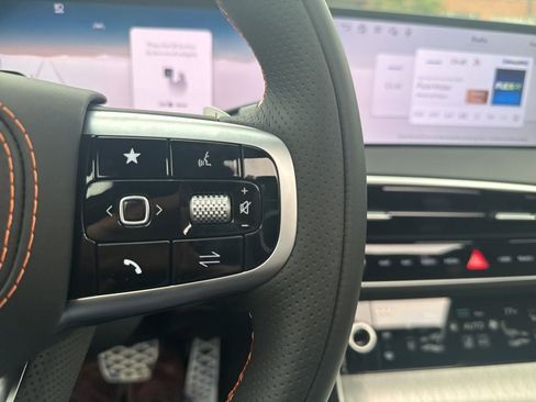 New 2026 Genesis GV70 2.5T Sport Prestige image 11