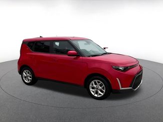 Used 2025 Kia Soul LX w/ LX Technology Package FWD video 2