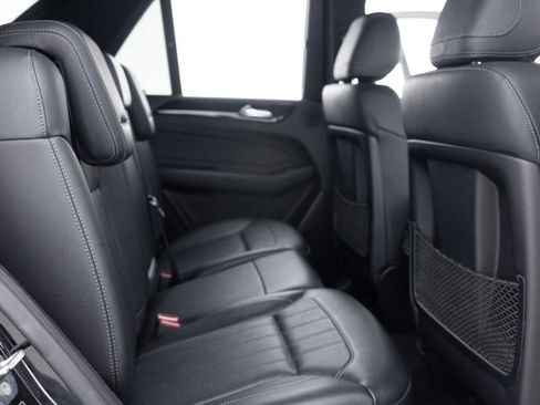 Used 2019 Mercedes-Benz GLE 400 4MATIC image 29