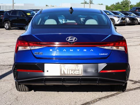 Used 2024 Hyundai Elantra Limited FWD image 5