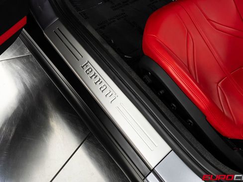 Used 2022 Ferrari 812 GTS RWD image 47