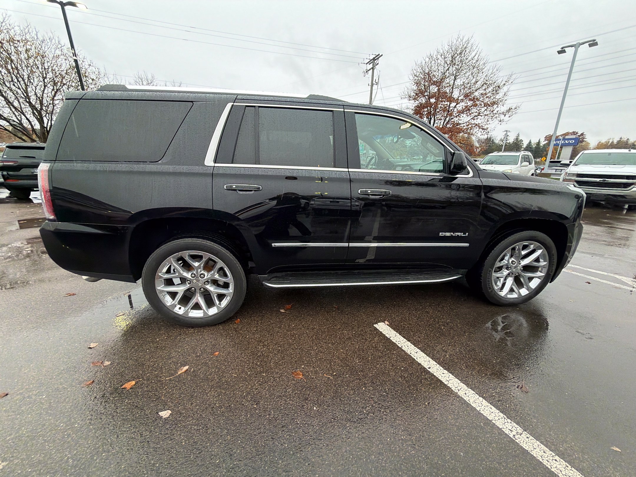 Used 2018 GMC Yukon Denali w/ Open Road Package AWD/4WD image 32