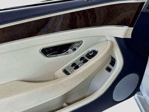Used 2022 Bentley Continental GT AWD/4WD image 13
