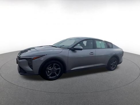 Used 2025 Kia K4 FWD image 6