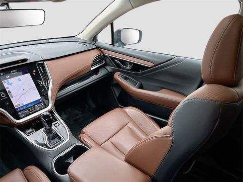 Used 2022 Subaru Outback Touring XT image 23