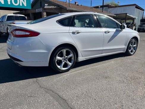 Used 2013 Ford Fusion SE image 4