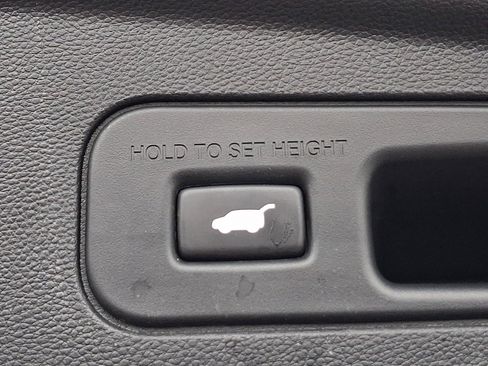 Certified 2023 Acura MDX A-Spec image 32