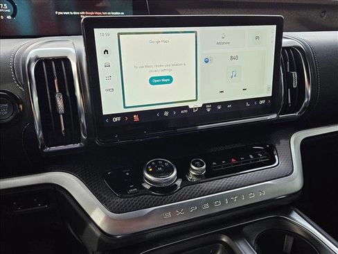 New 2025 Ford Expedition Platinum w/ Stealth Appearance Package image 11